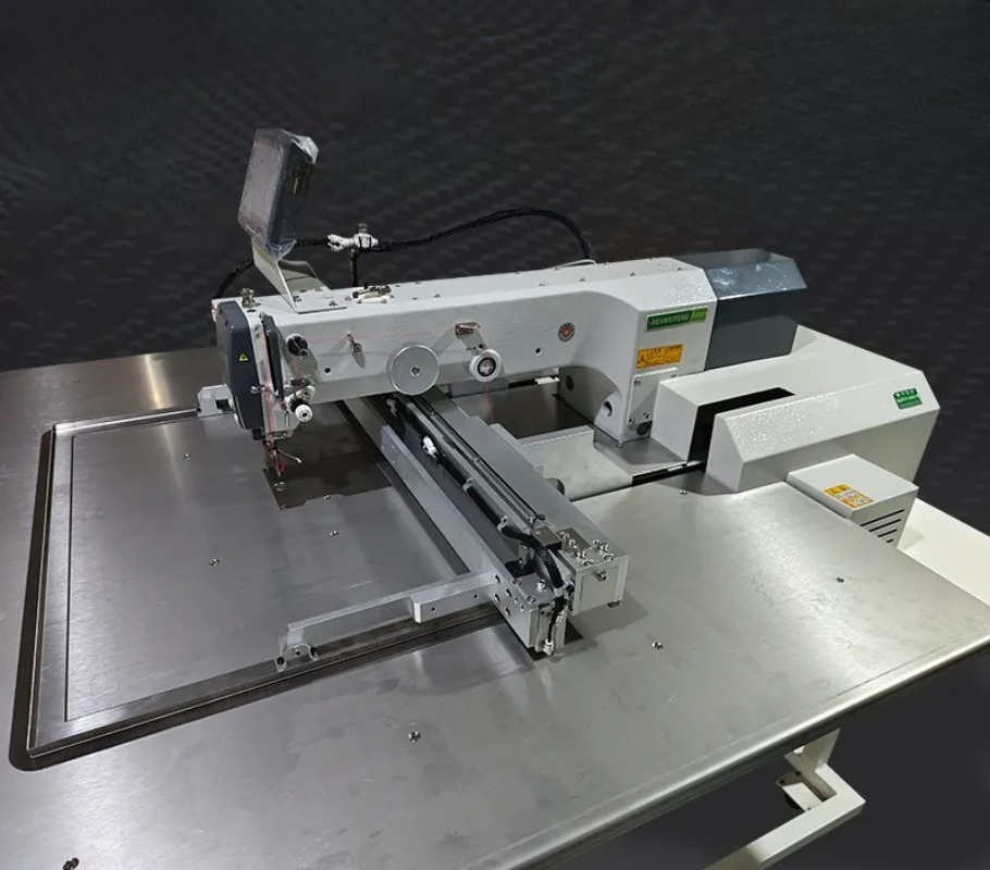 6040H ダハオ新型コンピューターパターンミシン、幅広い範 - Sewing Industry のレビューと価格