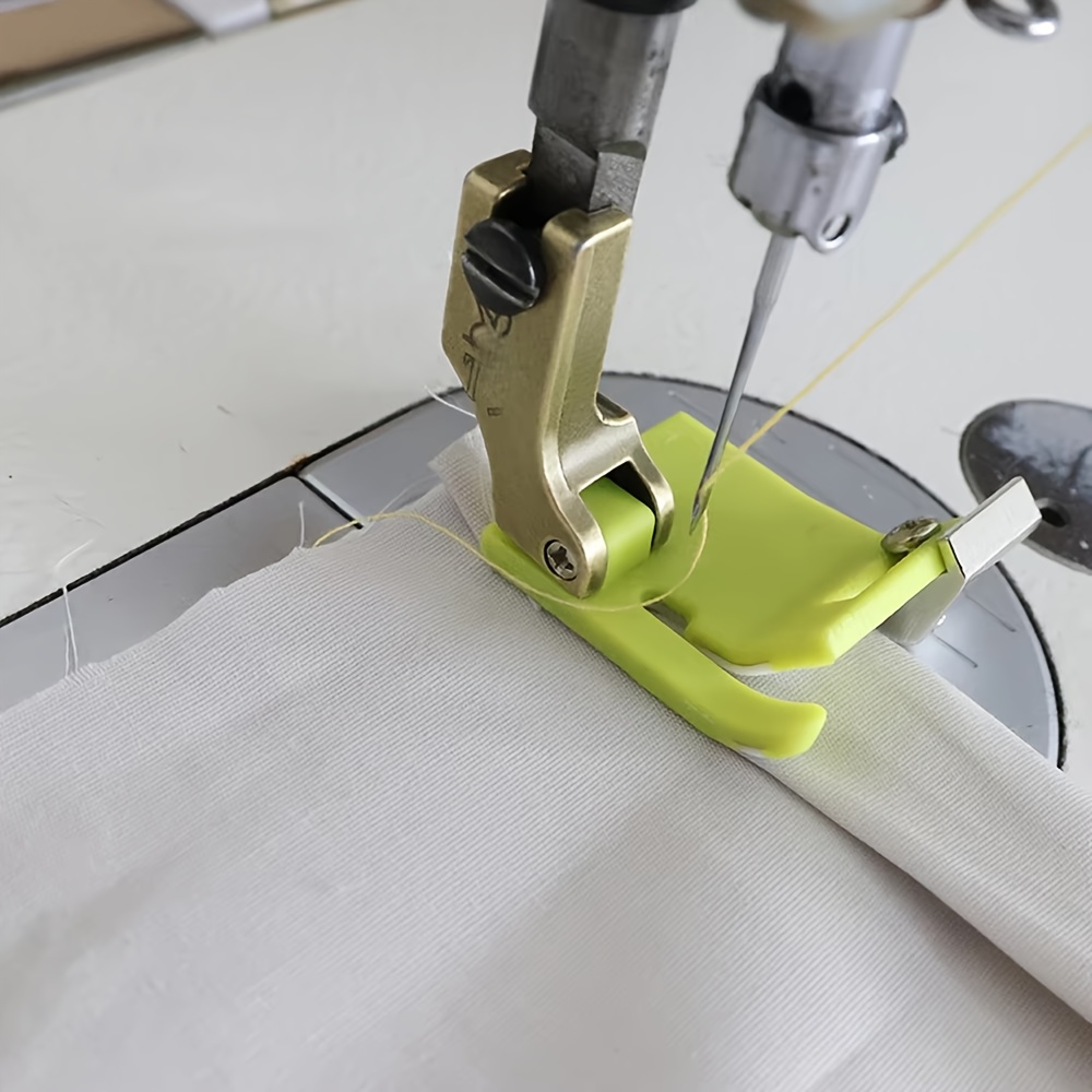 ランダムカラーのプラスチック製T9調整可能な多機能プレッサー - Rolled Hem Foot のレビューと価格