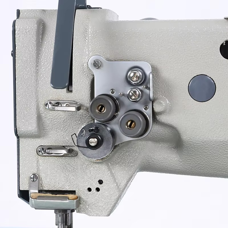2026年販売予定の4420型ヘビーデューティトリプルトラン - Leather Needle Heavy のレビューと価格